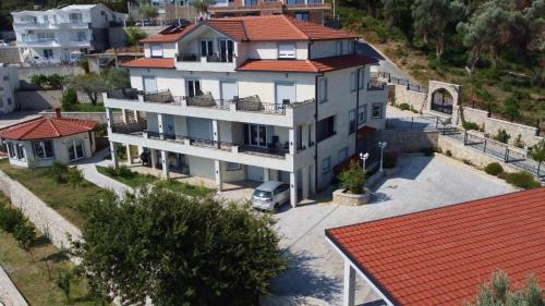 Ulcinj Bed & Breakfast | Apartments Villa Bari