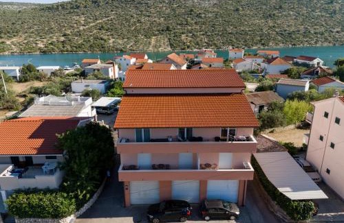Podglavica Apartment | Apartments Villa Monique