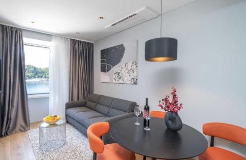 Cavtat Old Town Apartment | Apartments Villa Royale - Deluxe One Bedroom Apartment with Sea View