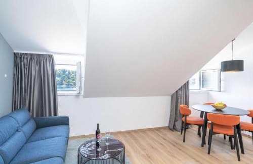 Cavtat Old Town Apartment | Apartments Villa Royale - One Bedroom Apartment with Sea View