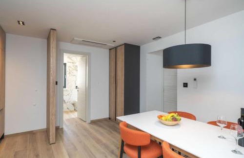 Cavtat Old Town Apartment | Apartments Villa Royale - Premium One Bedroom Apartment with Sea View
