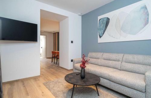 Cavtat Old Town Apartment | Apartments Villa Royale - Premium One Bedroom Apartment with Sea View