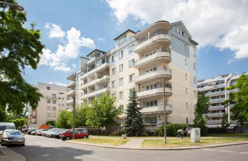 Praga Poludnie Apartment | Apartments Warsaw Kakowskiego by Noclegi Renters