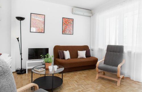 Praga Poludnie Apartment | Apartments Warsaw Kakowskiego by Noclegi Renters