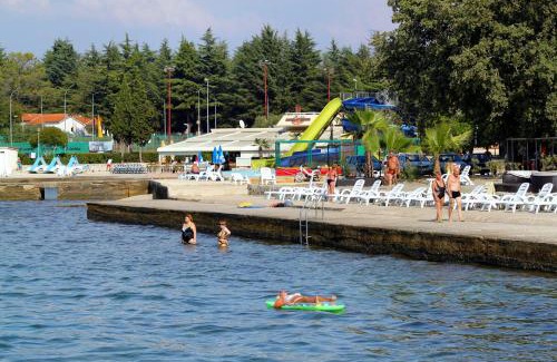 Kastelir Apartment | Apartments with a parking space Kastelir, Central Istria - Sredisnja Istra - 17528