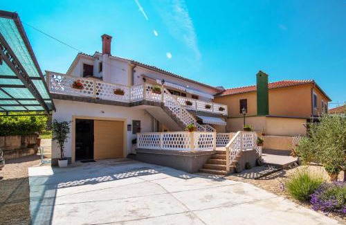 Barusici Apartment | Apartments with a parking space Malinska (Krk) - 13219