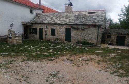 Smrdelje Apartment | Apartments with parking space Smrdelje, Krka - 23078