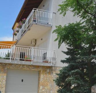 Smrika Apartment | Apartments with parking space Smrika, Kraljevica - 15709