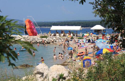 Kornic Apartment | Apartments with parking space Kornic, Krk - 5306