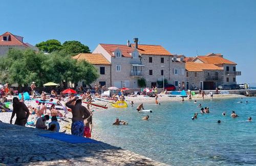 Sutivan Apartment | Apartments with WiFi Sutivan, Brac - 17825