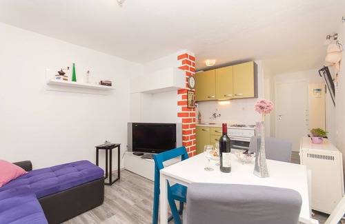 Tucepi Apartment | Apartments Zorica (45341-A6) - Tucepi