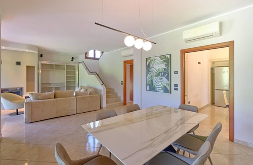 Salionze Villa | ApartmentsGarda - Villa Leone Salionze