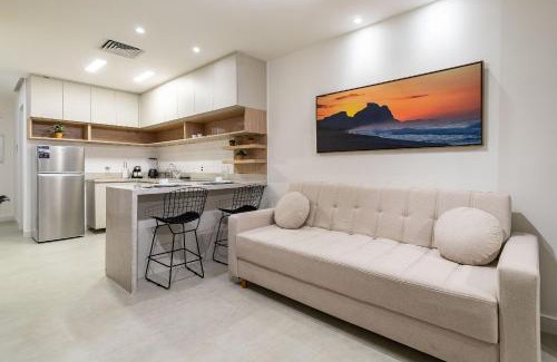Laranjeiras Apartment | Apê with pool and gym: Metro 350m