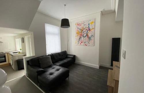 Sunderland House | Apex Living NE - Beachville House 4 Beds FREE PARKING