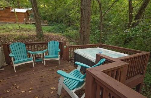 Lookout Valley Neighborhood Association House | Apollonie Cabin Lookout Mountain Hot Tub
