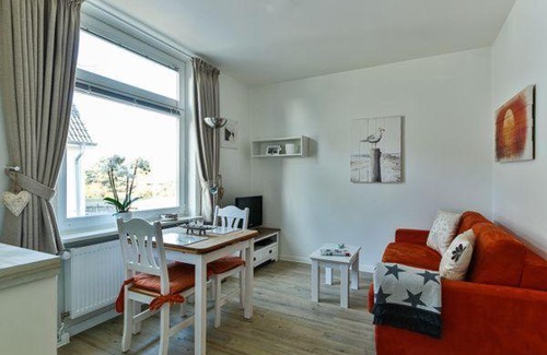 Wenningstedt-Braderup Apartment | App-7-in-strandnaher-Lage-Baederstil-Villa-in-Wenningstedt-Sylt