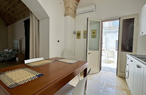 Felline Apartment | App. al Castello 1 by Salentoaffitti
