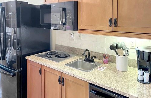 Vernon Condo | Appalachian @ Mtn Creek Pool Hot Tubs Sauna Gym Deck Mtn Views #419