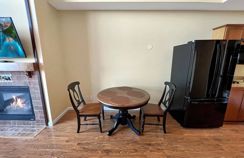 Vernon Condo | Appalachian @ Mtn Creek Pool Hot Tubs Sauna Gym Deck Mtn Views #419