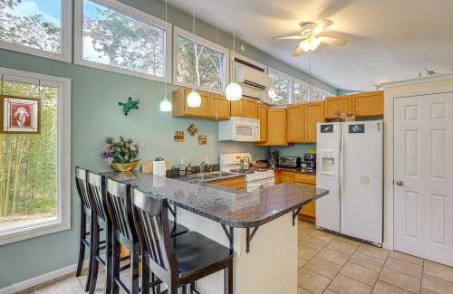 Asheville Apartment | Appalachian Mtn Retreat 4 Mi to Grovewood Village