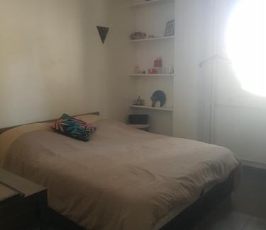 Saint-Giniez Apartment | Apparemment proche de toutes commodités