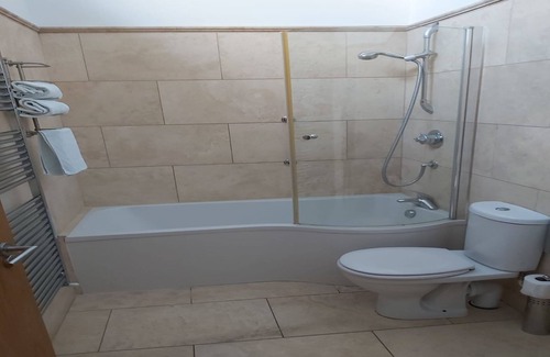 Draperstown Hotel | Apparo