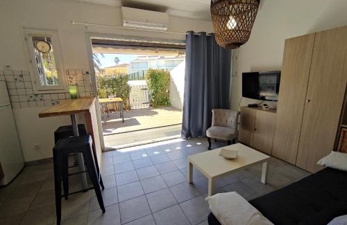 Naturist Village Apartment | Appart 109, Port Soleil au village naturiste