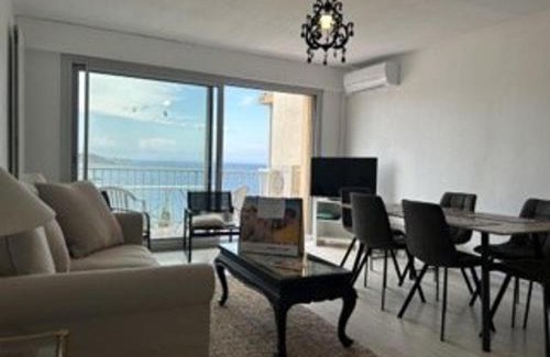 Banyuls-sur-Mer Apartment | Appart 2p/cabine 6 pers à 200m plage Banyuls-sur-Mer, clim, parking, vue imprenable - FR-1-225C-530