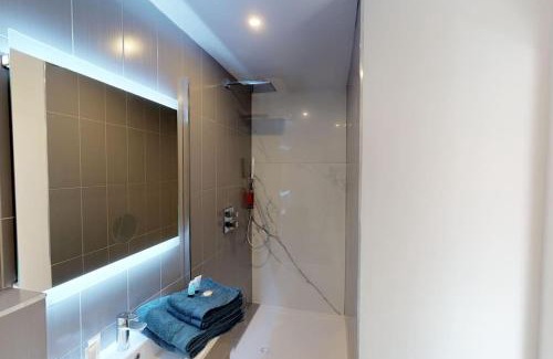 Quartier Hyper-Centre Apartment | Appart 3 pers piscine parking coeur de ville
