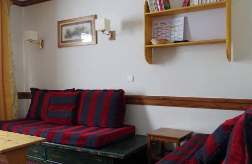 Plagne Soleil Apartment | Appart 3 pièces, balcon, parking, animaux admis, ski aux pieds - FR-1-351-56