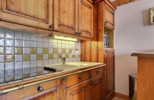 Aime Apartment | Appart au pied des pistes avec piscine, salle de fitness et WiFi - FR-1-455-222