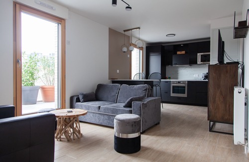 Monmousseau-Verollot Apartment | Appart Chic & Elégant-Métro 7 Leo-Lagrange+Parking