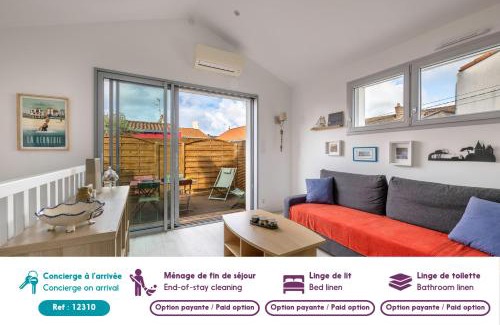 La Bernerie-en-Retz Apartment | Appart dans bourg a 230m de la plage - 4 pers