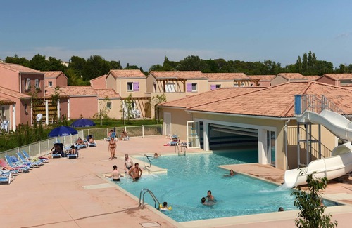 Paradou Condo | Appart Douillet | Piscine Extérieure avec Toboggan