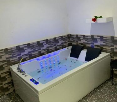 Porto-Novo Apartment | Appart'hotel avec jacuzzi à Adjarra