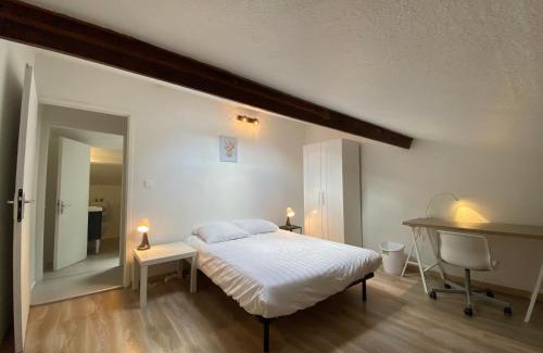 Saint Nicolas - Charles III - Ville vieille - Trois Maisons - Leopold Apartment | Appart Hotel - Les Cosy De Nancy - Place du marché, proche gare