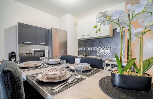 Trappes Apartment | Appart Standing