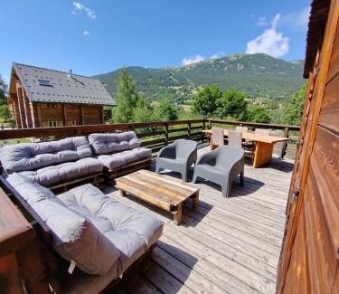 Allos Apartment | Appart T3 avec Terrasse de 60m2 Chalet Le Coucou ALLOS
