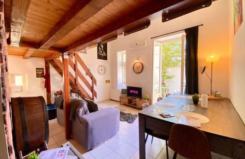 Faubourg Apartment | Appart Vintage & son Billard, 300m de la Gare !