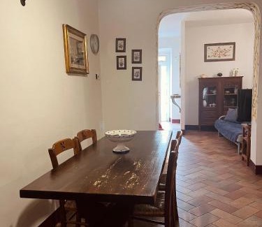 Tavarnelle Val di Pesa Apartment | Appartamento in Centro