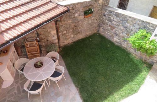 Santa Maria - Rezzonico Apartment | Appartamenti Il Castellaccio