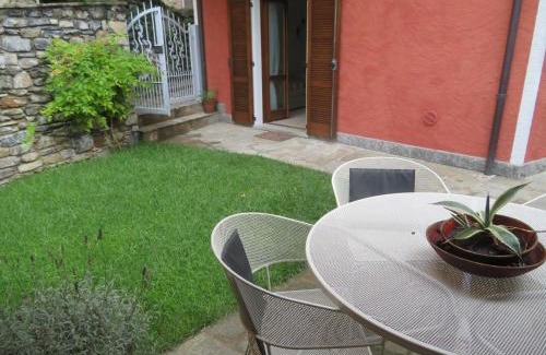 Santa Maria - Rezzonico Apartment | Appartamenti Il Castellaccio
