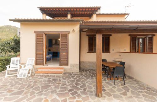 Lacona House | Appartamenti La Chiocciola - Helloelba