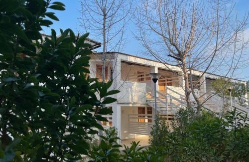 Montincello Apartment | Appartamenti Scialmarino Con Piscina