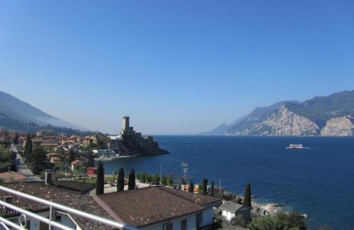 Malcesine Apartment | Appartamenti Villa Eden