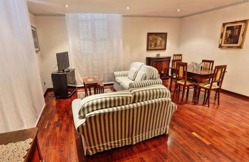 Fermo Apartment | Appartamento a Palazzo Vinci