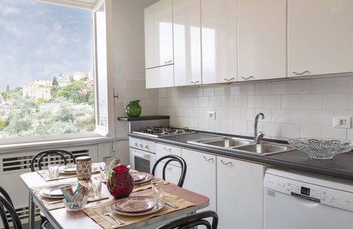 Rapallo Apartment | Appartamento a Villa Montuoro