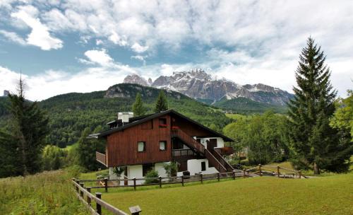 Cortina d'Ampezzo Apartment | Appartamento Croda