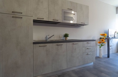 Lecco Apartment | Appartamento Girasole - Affitti Brevi Italia