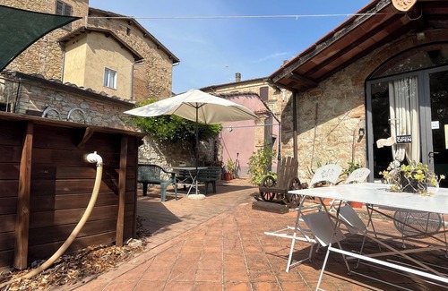Vescovado Bed & Breakfast | Appartamento "Il noce"